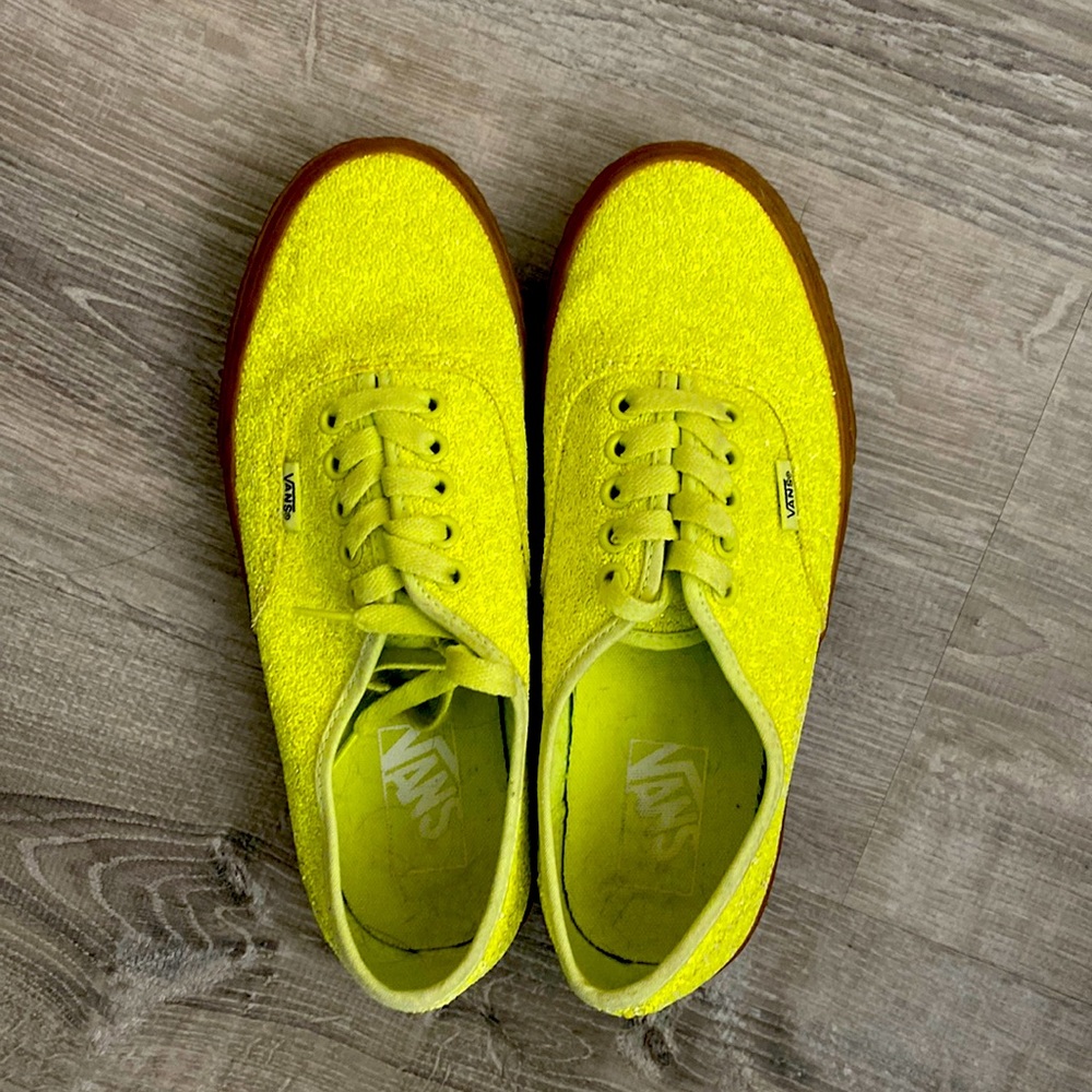 Vans shoes, women’s size 8 in sequin highlighter yellow!